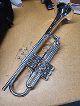 Load image into Gallery viewer, B-STOCK Shires Q Series Q13S Professional C Trumpet