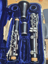 Load image into Gallery viewer, USED Buffet R-13 Bb Clarinet c.1970