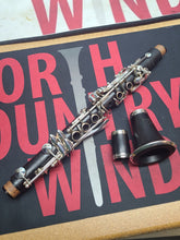 Load image into Gallery viewer, USED Yamaha YCL-681ii Eb Clarinet